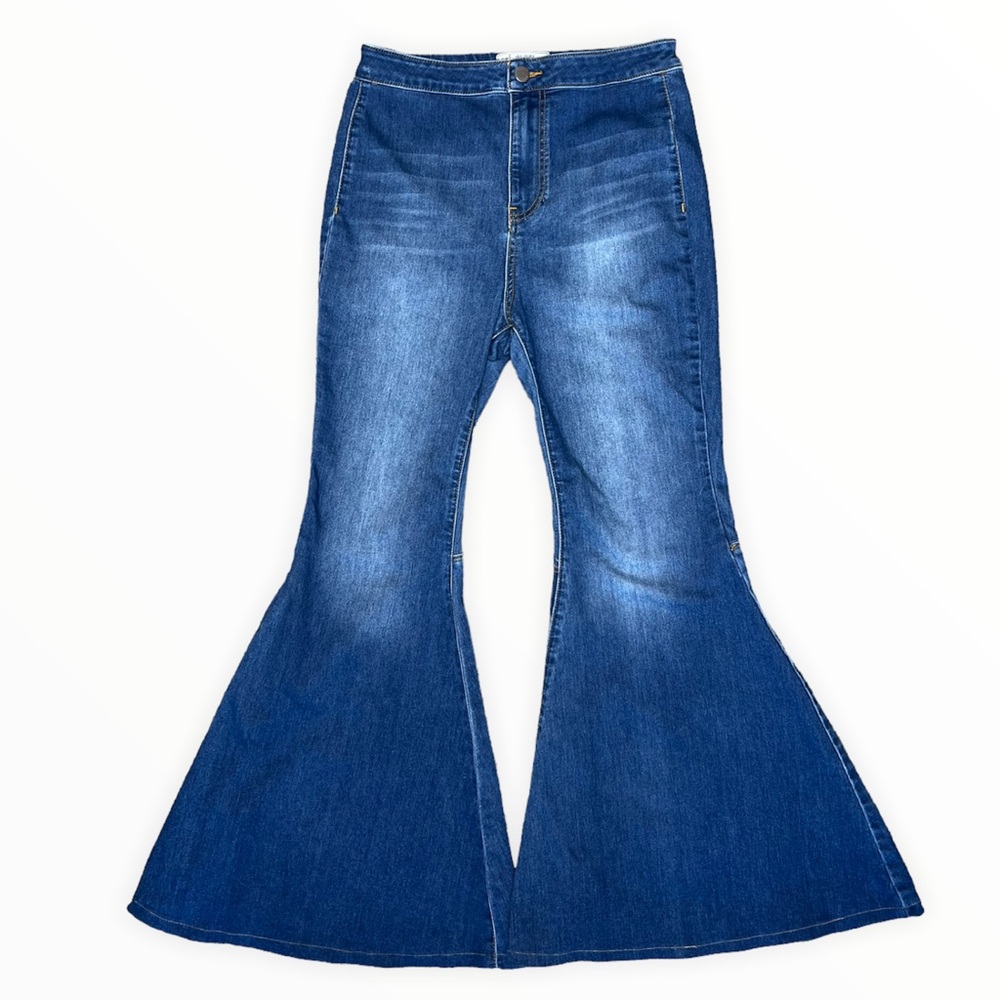 Free People Float on Flare Wide Leg jeans Size 29 Waist Medium Blue Wash